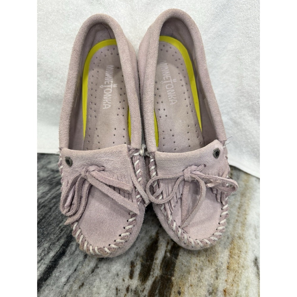 Minnetonka Women's Moccasins Sz 6